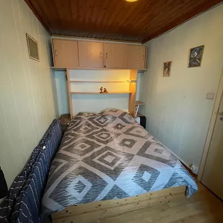 L'escale , Chalet Tout Confort De 1 à 6 Personnes Animaux Acceptés Chalet