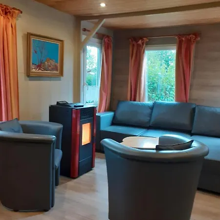 L'escale , Chalet Tout Confort De 1 à 6 Personnes Animaux Acceptés Chalet *