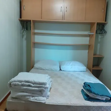 L'escale , Chalet Tout Confort De 1 à 6 Personnes Animaux Acceptés Chalet *